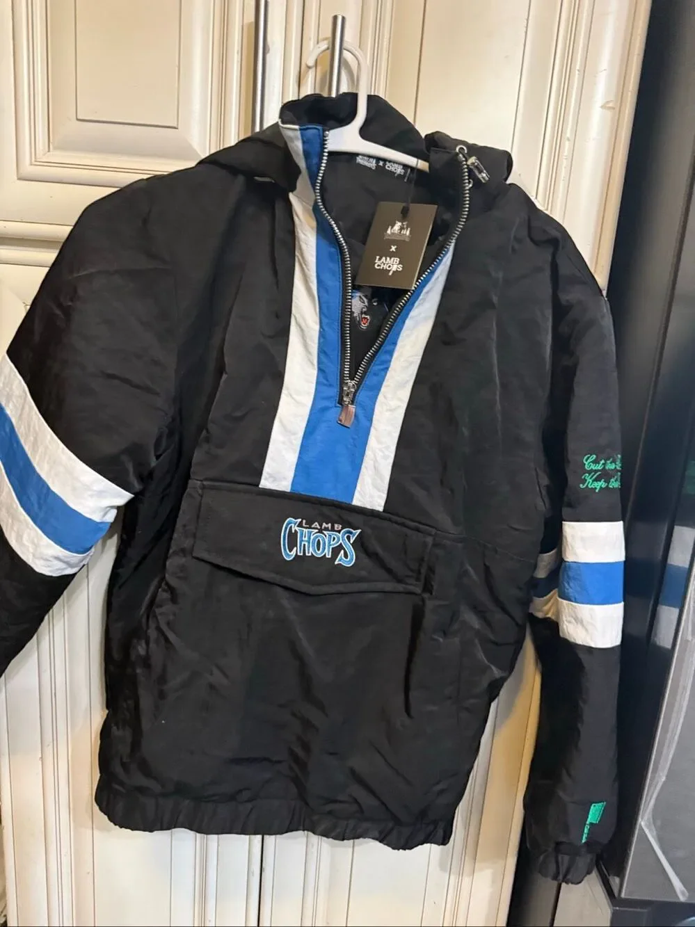 Lamb Chops x Timberwolves Youth Zip Hooded Anorak Jacket Black Blue Medium NWT